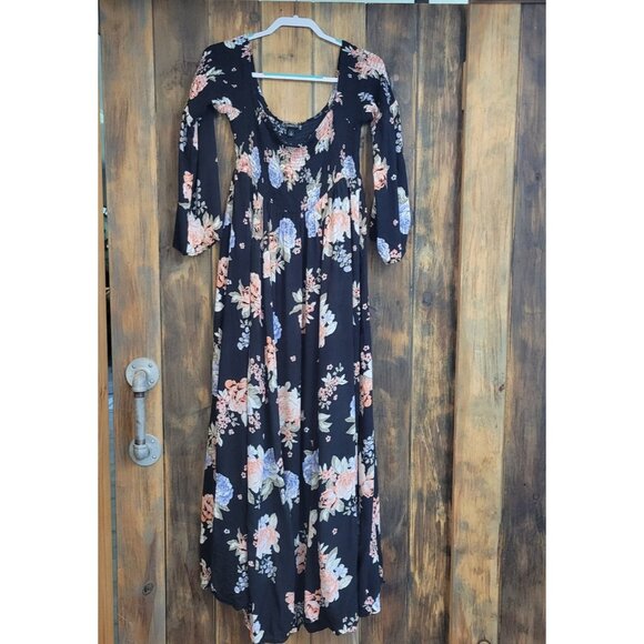 Torrid Floral Smocked Maxi Dress Size 1X Off Shoulder Flare Bell Sleeve Black - Picture 1 of 14